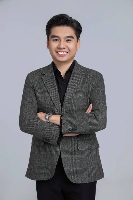 Phạm Việt Anh